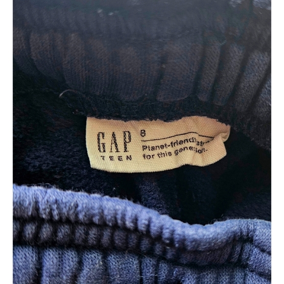 Gap Girls sweatpants (2) - Picture 2 of 3